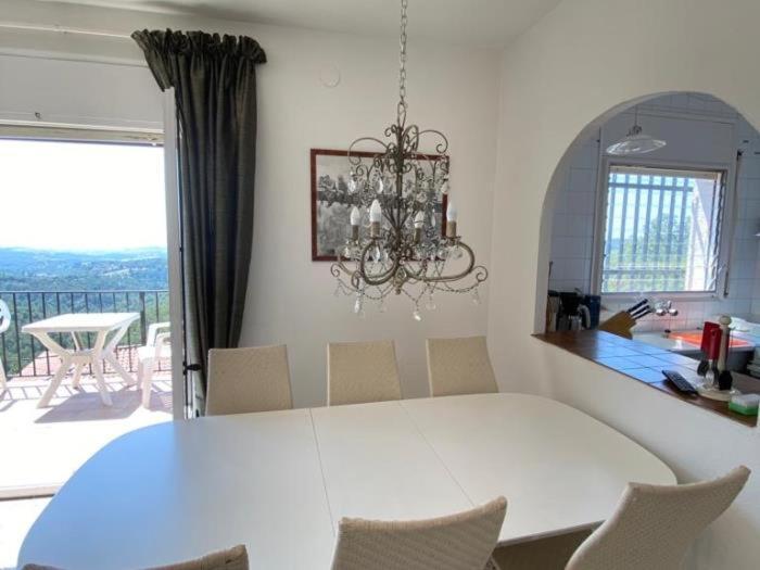 Vakantiehuis Maddy 9 Personas *